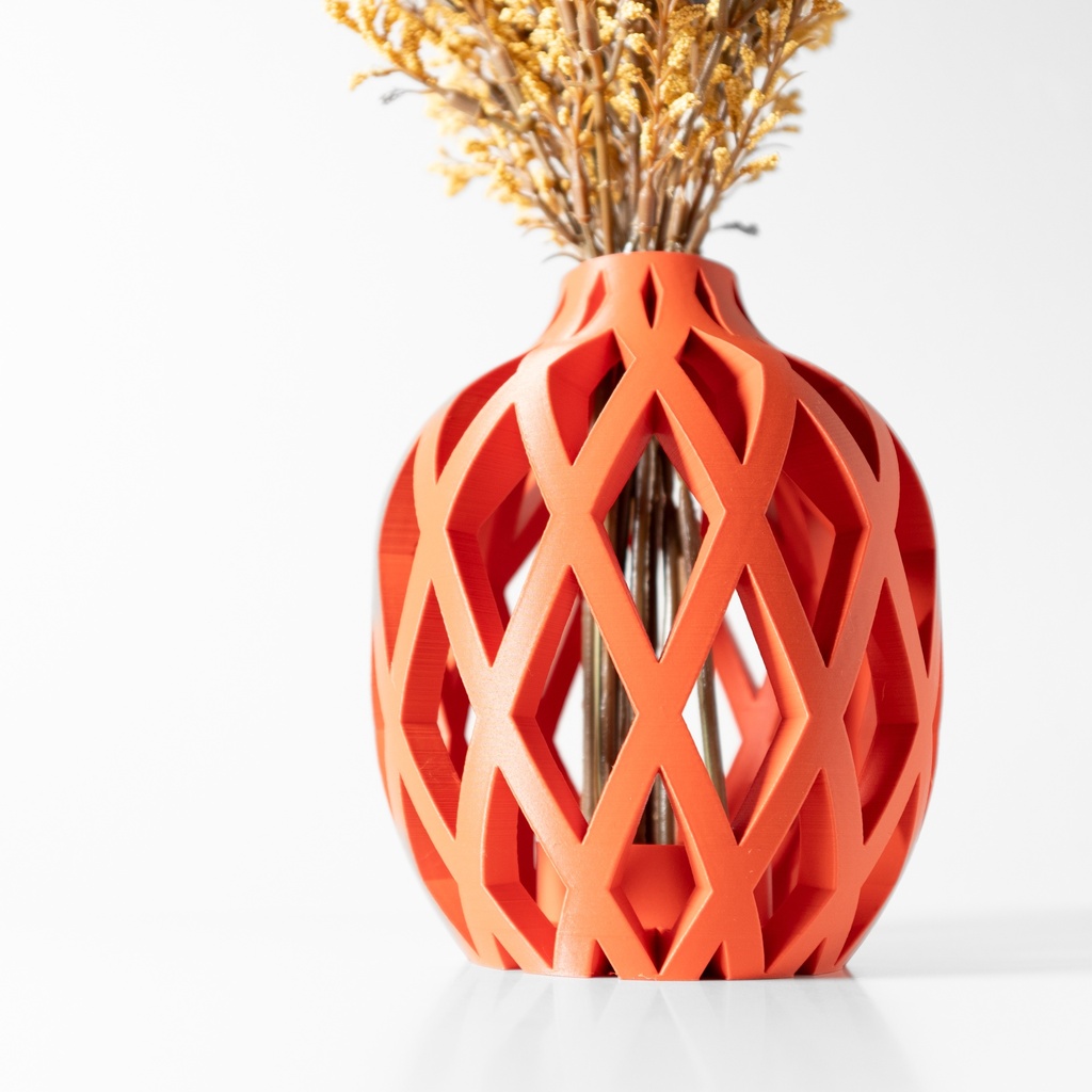 Adani Vase