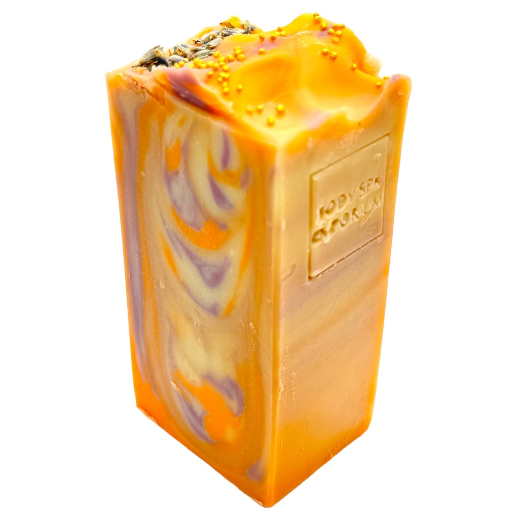 [813101] Lavender & Apricot Handmade Artisan Soap (Full Size Bar (6oz - 7oz))
